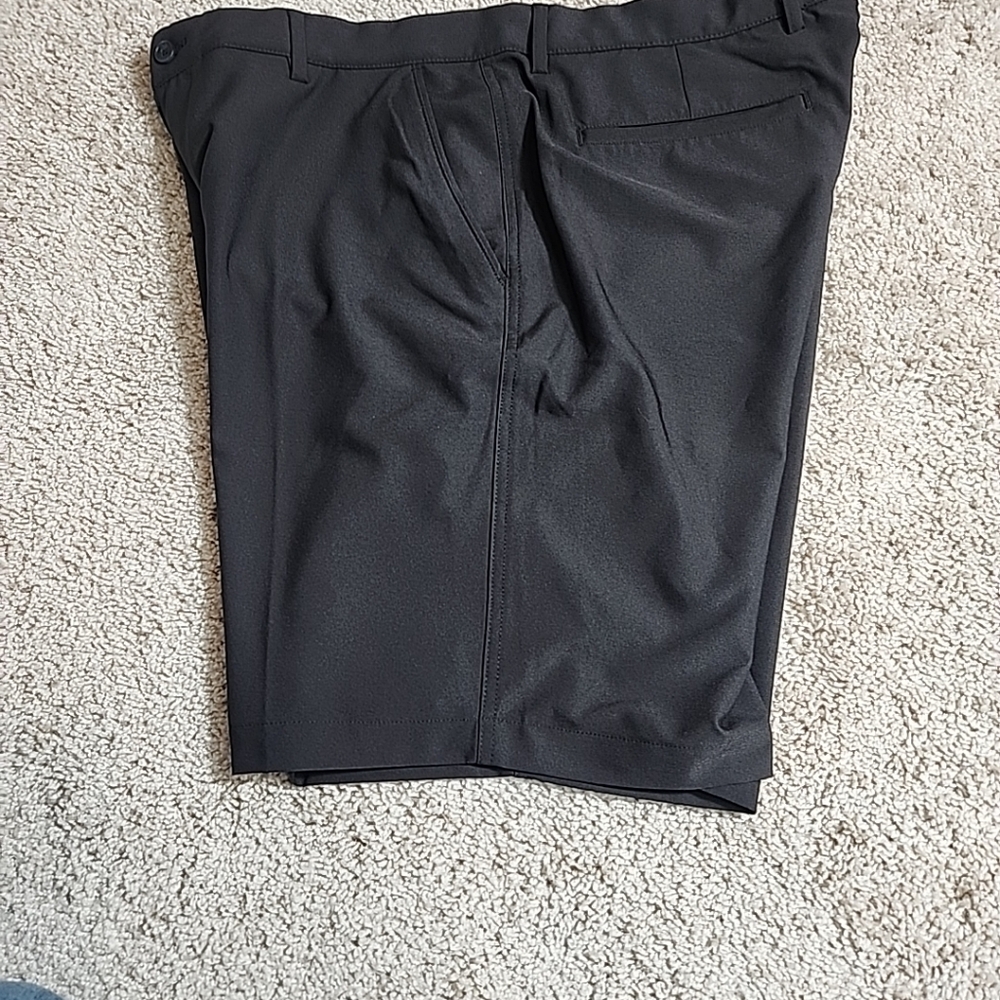 Greg Norman Golf Short Mens 38 Black PlayDry Performance Stretch ML75 Microlux - Picture 4 of 10